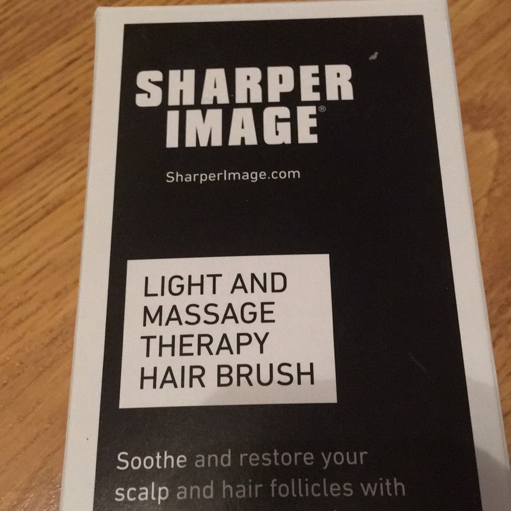 NEW! Light/massage hair brush